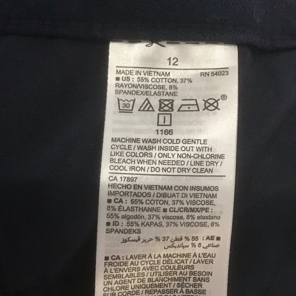 Old Navy Pixie High Rise Secret Slim Pockets In The Navy Pants, Size 12 - Picture 7 of 11
